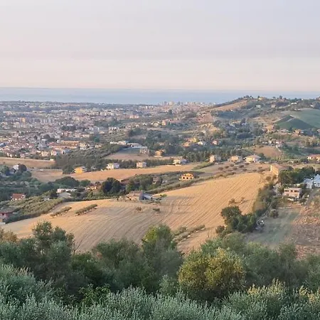 住宿加早餐酒店 Il Paradiso Cappelle sul Tavo