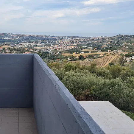 Il Paradiso 3* Cappelle sul Tavo